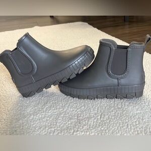 Sperry Womens Torrent Chelsea Rain Boots 6.5 Waterproof Silver/Grey